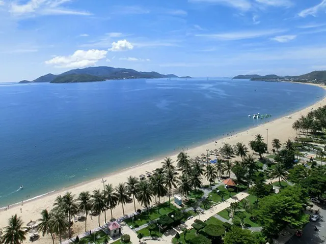 TẠI SAO NÊN ĐẦU TƯ VÀO BIỆT THỰ NGHỈ DƯỠNG VINPEARL RESORT VÀ VILLAS