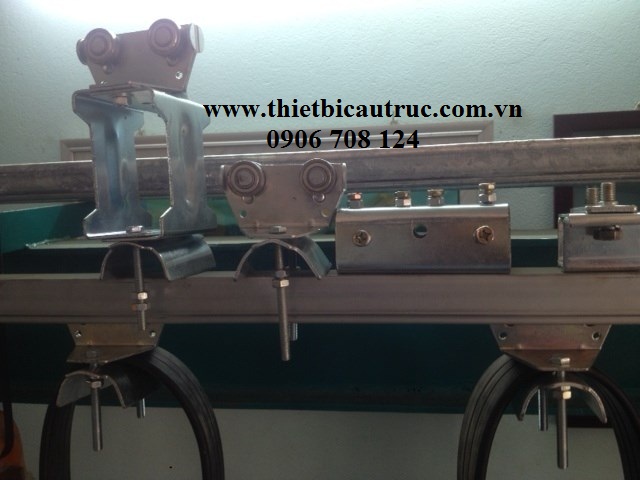 con trượt cáp ray c con trượt cáp ray c
