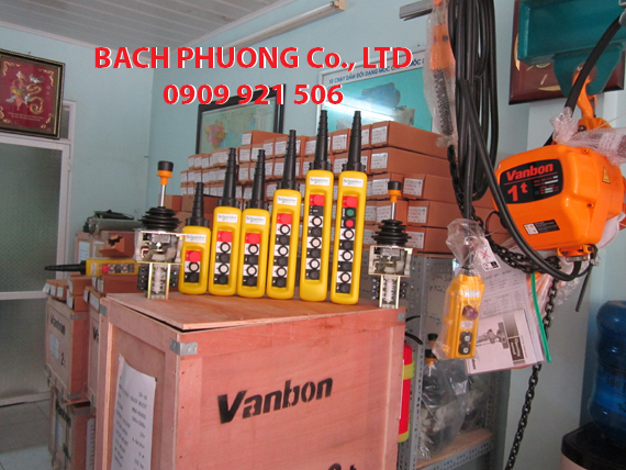 Nút bấm điều khiển cho palang loại có dây Nút bấm điều khiển cho palang loại có dây