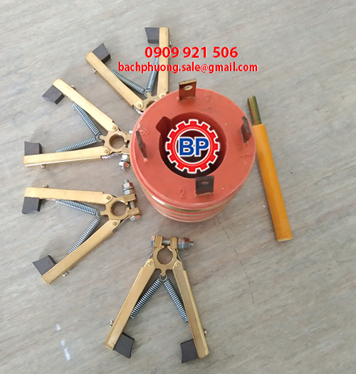 Cổ góp điện 4 cực Cổ góp điện 4 cực