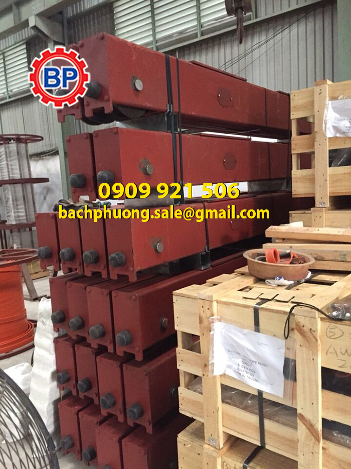 Bộ dầm biên chạy dọc cầu trục Bộ dầm biên chạy dọc cầu trục