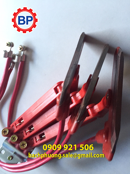 Chổi than tiếp điện cầu trục 3P 100A Chổi than tiếp điện cầu trục 3P 100A