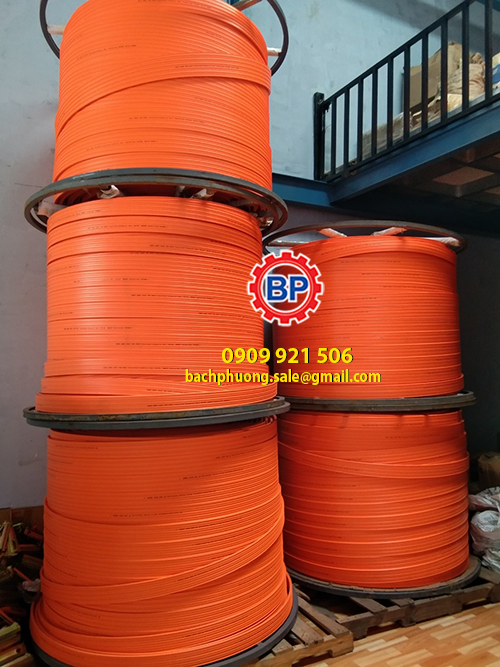 Ray điện cầu trục 4P100A hàng có sẵn Ray điện cầu trục 4P100A hàng có sẵn