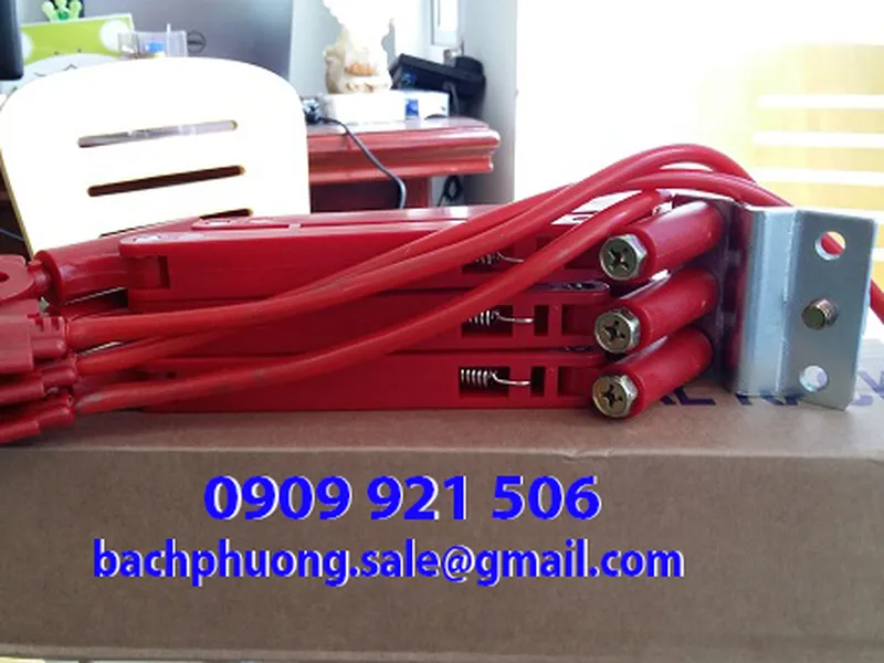 Chổi tiếp điện cầu trục 3P30A