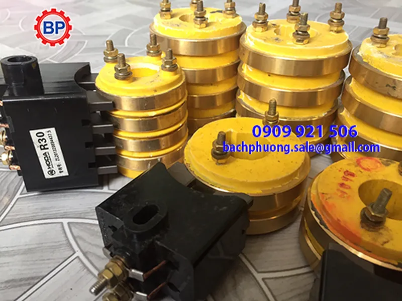 Cổ góp điện 25x65mm cho máy đóng gói