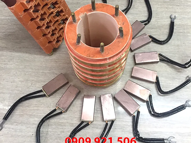 Cổ góp điện 6 pha 65x115x145mm