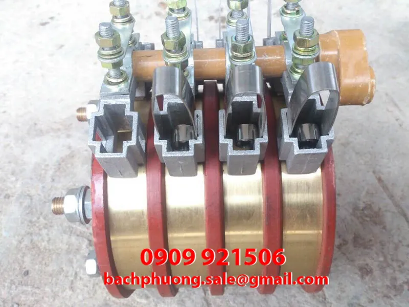 Cổ góp điện chổi than 2 vành