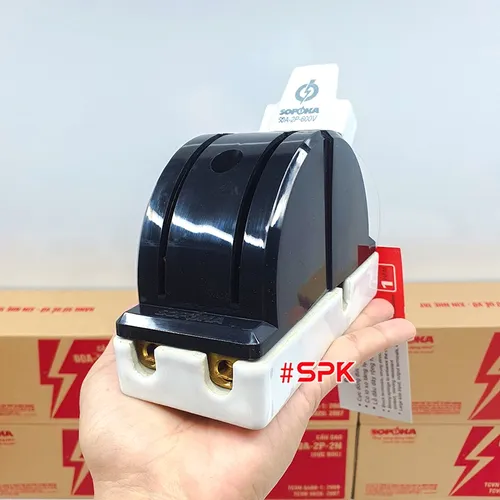 Cầu Dao Đảo Đế Sứ 1 Pha 60A 2P 600V 2N Cực Đúc Màu Đen D22(A) SOPOKA
