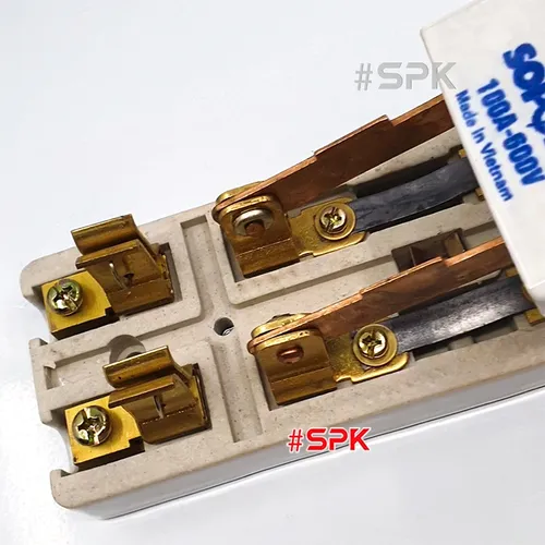 Cầu Dao Đế Sứ 1 Pha 100A 2P 600V Màu Đen D33 SOPOKA