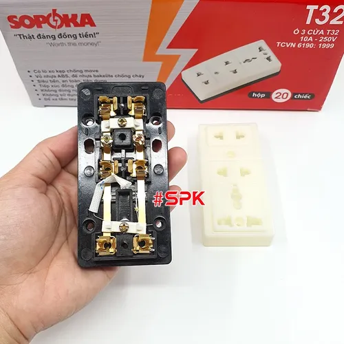 Ổ Cắm Điện SOPOKA 3 Lỗ Gắn Táp Lô T32 Chịu Nhiệt 170°C Chống Va Đập 
