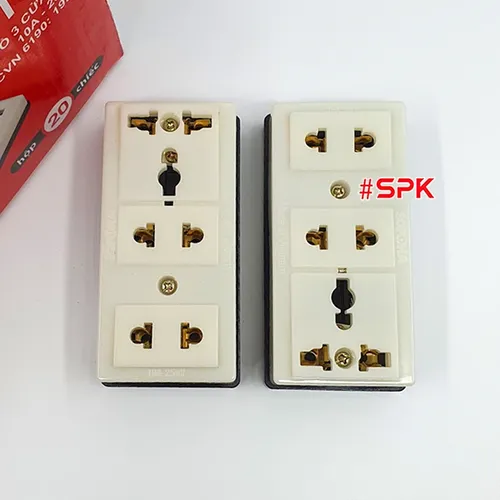 Ổ Cắm Điện SOPOKA 3 Lỗ Gắn Táp Lô T32 Chịu Nhiệt 170°C Chống Va Đập 