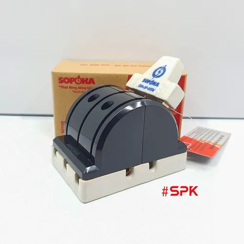 Cầu Dao Đảo Đế Sứ 3 Pha 30A 3P 2N 250V Màu Đen D26(A) SOPOKA