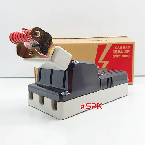 Cầu Dao Đế Sứ 3 Pha 3P 150A 600V Màu Đen D17 SOPOKA