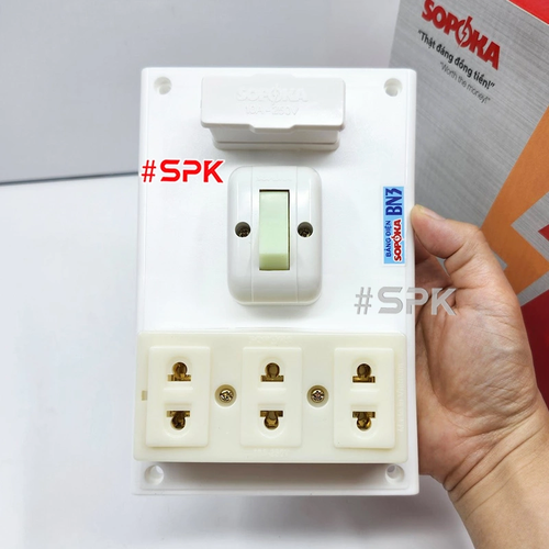 Bảng Điện Táp Lô 1 Công Tắc 3 Ổ Cắm Có Cầu Chì BN3 SOPOKA