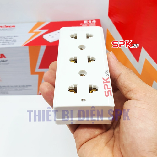 Ổ Cắm Điện 3 Lỗ Gắn Táp Lô E14 SOPOKA Chịu Nhiệt, Tiếp Xúc Chắc