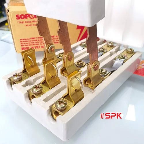 Cầu Dao Đảo Đế Sứ 3 Pha 60A 3P 2N 600V D28 D29 SOPOKA