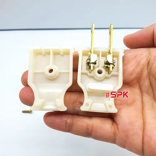 Phích Cắm Điện Dương Chân Dẹt Chống Vỡ P2 SOPOKA