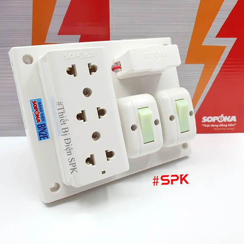 SOPOKA BN2E Bảng Điện 2 Công Tắc 3 Lỗ Cắm 2200W 10A
