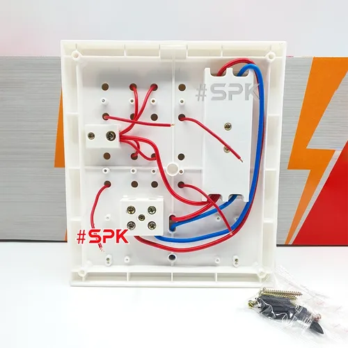 Bảng Điện 4 Công Tắc 4 Lỗ Cắm MCB 32A 4CT1 SOPOKA