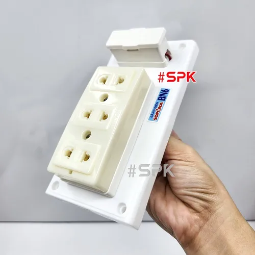 Bảng Điện Táp Lô 3 Ổ Cắm Có Cầu Chì BN6 SOPOKA