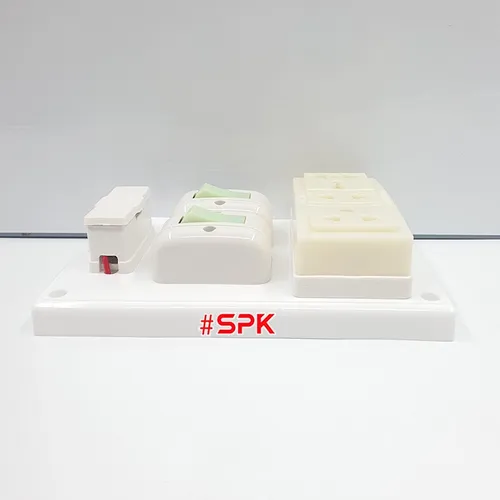 Bảng Điện Táp Lô 2 Công Tắc 3 Lỗ Cắm Có Cầu Chì BN2 SOPOKA