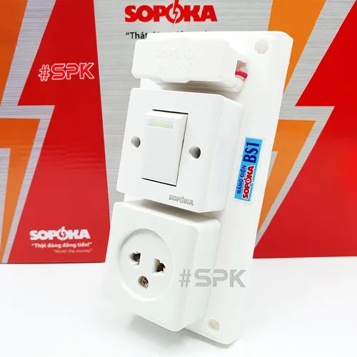Bảng Điện 1 Công Tắc 1 Lỗ Cắm Có Cầu Chì BS1 SOPOKA