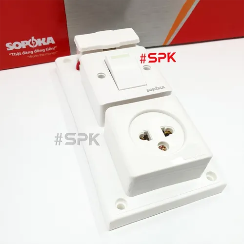 Bảng Điện 1 Công Tắc 1 Lỗ Cắm Có Cầu Chì BS1 SOPOKA