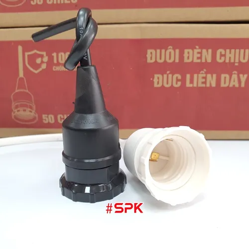 Đui Đèn Chịu Mưa Đúc Liền Dây ĐCM-100 SOPOKA