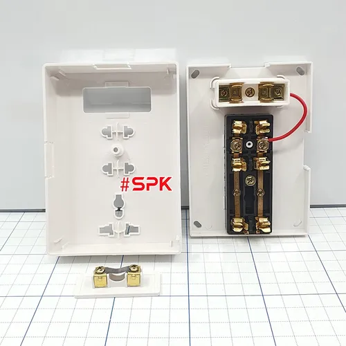 Bảng Điện Lắp Nổi Cao Cấp Dòng E 3 Ổ Cắm E8A SOPOKA