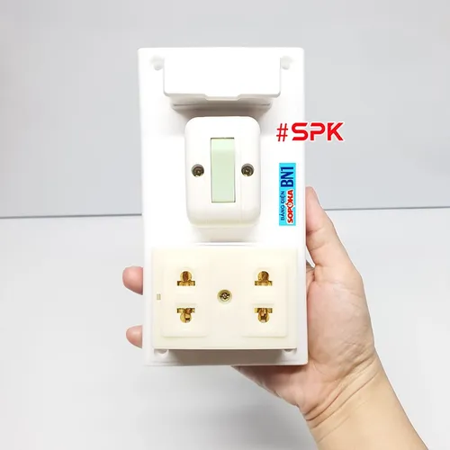 Bảng Điện Táp Lô 1 Công Tắc 2 Lỗ Cắm Có Cầu Chì BN1 SOPOKA