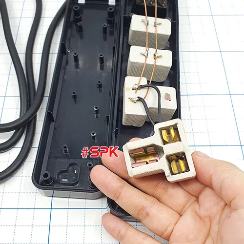 Ổ Cắm Điện 4 Lỗ 2200W Lõi Sứ Chống Cháy 4K SOPOKA