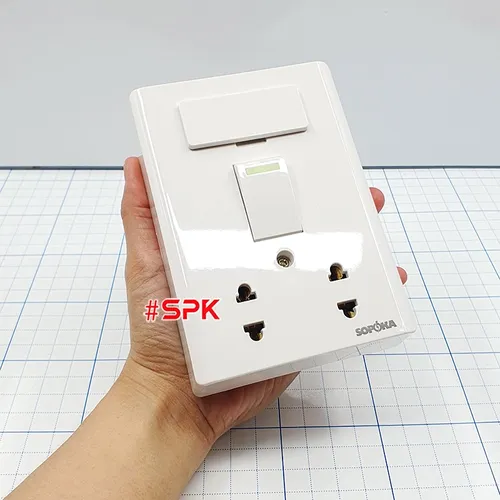 Bảng Điện Lắp Nổi Cao Cấp Dòng E 1 Công Tắc 2 Ổ Cắm E3A SOPOKA