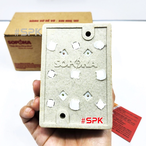 Cầu Dao Đảo Đế Sứ 3 Pha 30A 3P 2N 600V Màu Trắng D26 SOPOKA