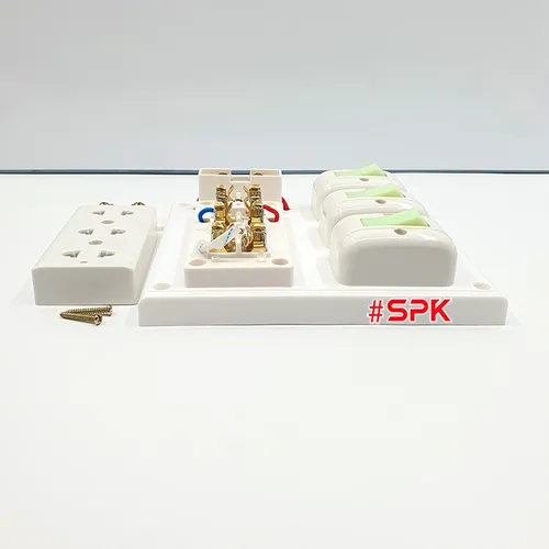 Bảng Điện Táp Lô 3 Công Tắc 3 Ổ Cắm Có Cầu Chì 3CT SOPOKA
