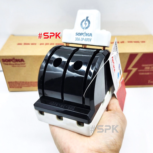 Cầu Dao Đảo Đế Sứ 3 Pha 30A 3P 2N 600V Màu Đen D26(A) SOPOKA