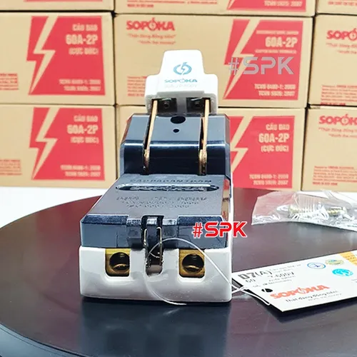 Cầu Dao Đế Sứ 1 Pha 60A-2P Màu Đen D7(A) SOPOKA