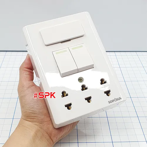 Bảng Điện Lắp Nổi Cao Cấp Dòng E 2 Công Tắc 3 Ổ Cắm E4A SOPOKA