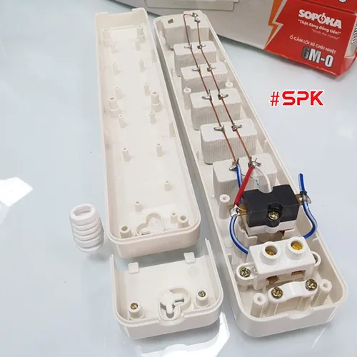 Ổ Cắm Điện 6 Lỗ 2200W Lõi Sứ Không Dây Có Công Tắc 6M-0 SOPOKA