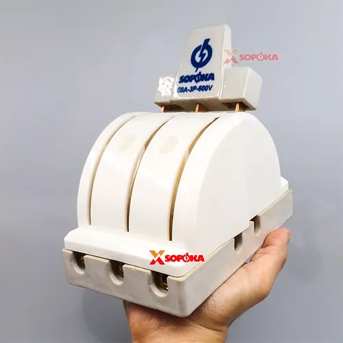 Cầu Dao Đảo Đế Sứ 3 Pha 60A 3P 2N 600V Màu Trắng D28 SOPOKA