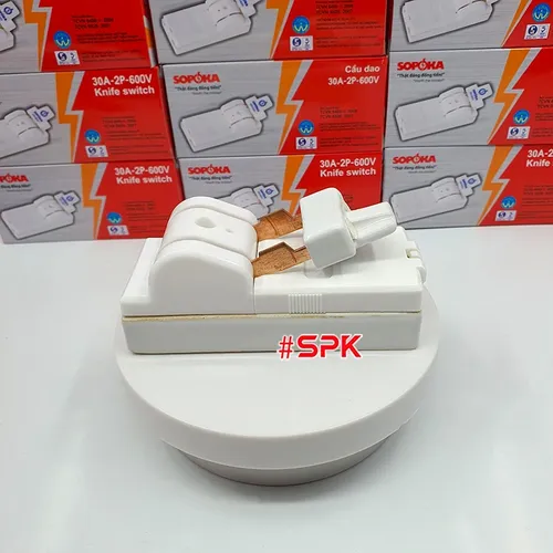 Cầu Dao Đế Sứ 1 Pha 30A-2P Cực Đúc D5H SOPOKA