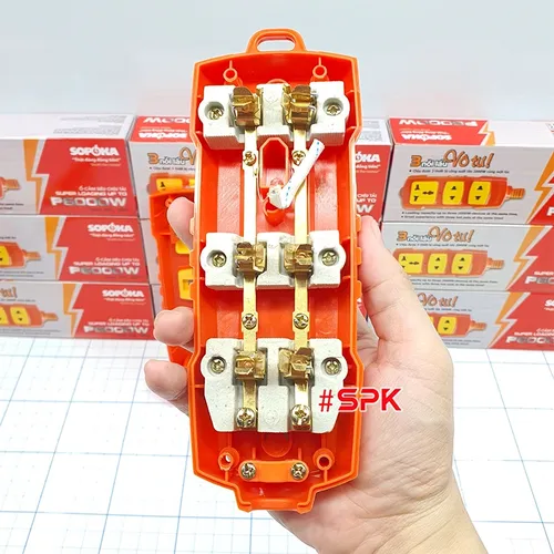 Ổ Cắm Điện 3 Lỗ 6000W Lõi Sứ Không Dây P6000W SOPOKA