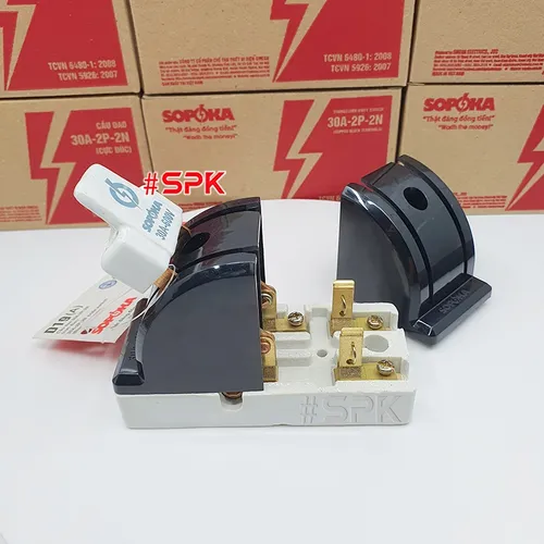 Cầu Dao Đảo Đế Sứ 1 Pha 30A 2P 600V 2N Màu Đen D19(A) SOPOKA