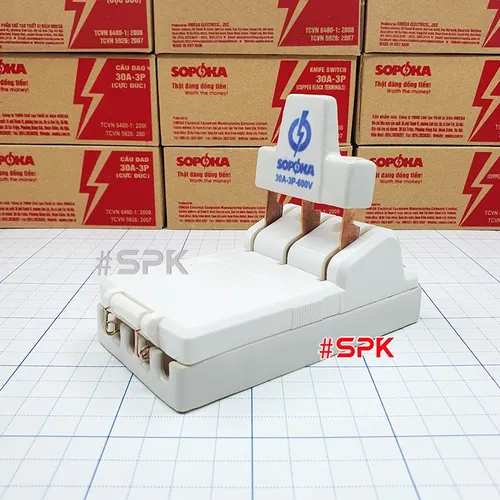 Cầu Dao Điện Đế Sứ 3 Pha 3P Cực Đúc Màu Trắng 30A 600V D9 SOPOKA