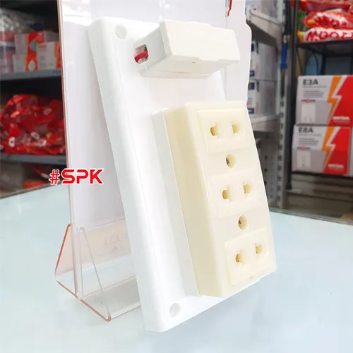 Bảng Điện Táp Lô 3 Ổ Cắm Có Cầu Chì BN6 SOPOKA