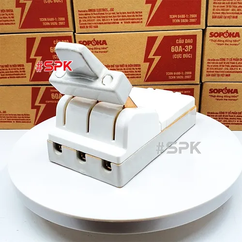 Cầu Dao Điện Đế Sứ 3 Pha 3P Cực Đúc Màu Trắng 60A 600V D11 SOPOKA