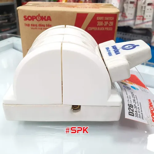 Cầu Dao Đảo Đế Sứ 3 Pha 30A 3P 2N 250V Màu Trắng D26 SOPOKA