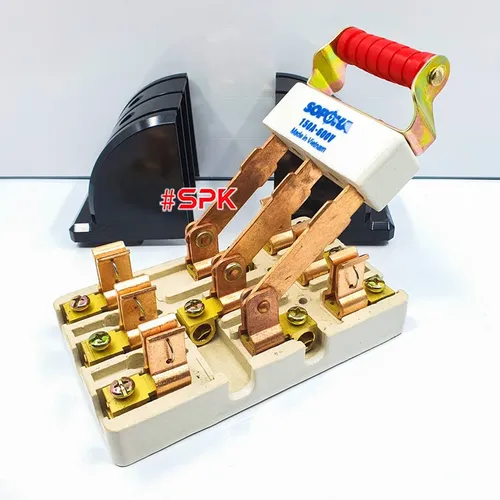 Cầu Dao Đảo Đế Sứ 3 Pha 150A 3P 2N 600V Màu Đen D43 SOPOKA