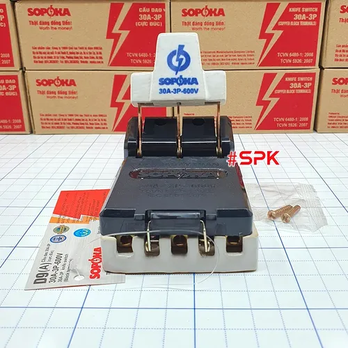 Cầu Dao Điện Đế Sứ 3 Pha 3P Cực Đúc Màu Đen 30A 600V D9A SOPOKA