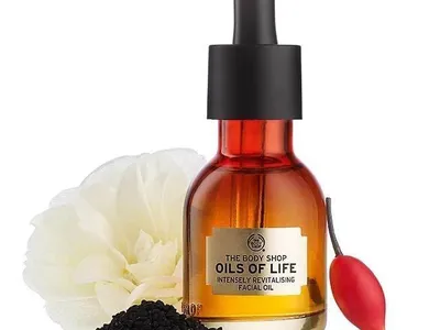 Dầu dưỡng Intensely Revitalising Facial Oil