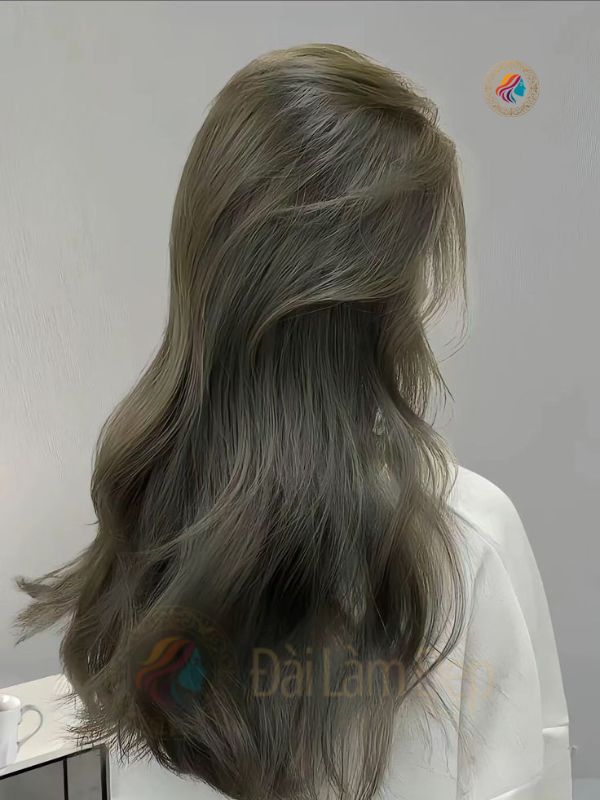 Nhuộm tóc dịu dàng thanh thoát cho phái đẹp tại Đài Làm Đẹp Nhuộm tóc dịu dàng thanh thoát cho phái đẹp tại Đài Làm Đẹp
